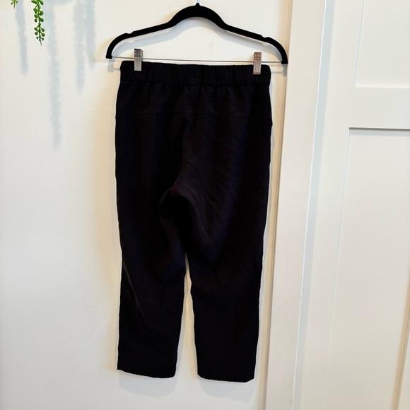 Lululemon Womens Cropped Pant Black Size 4 Drawstring Elastic Waist Pockets - Picture 5 of 16